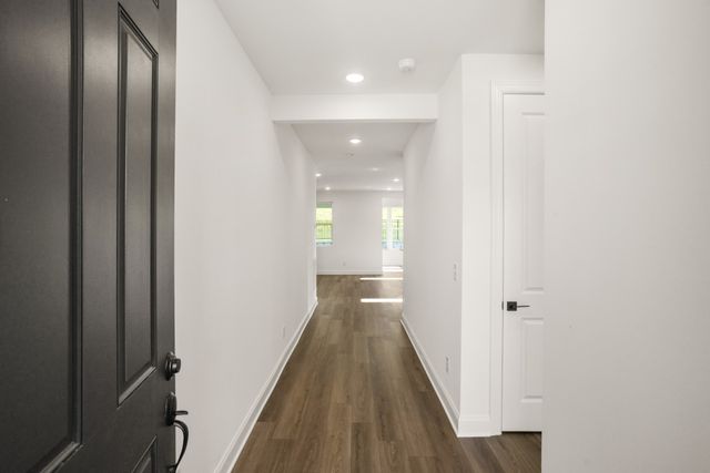 1559 Oaks Springs Drive, Columbia, TN 38401