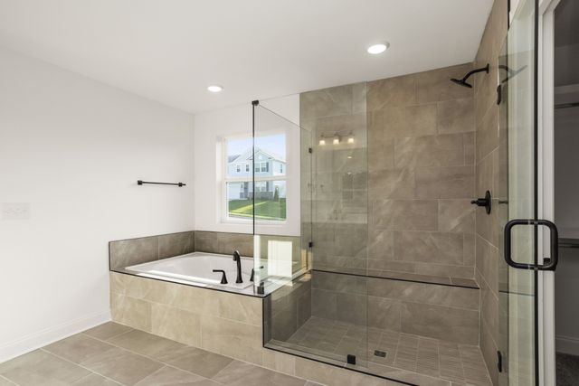 1559 Oaks Springs Drive, Columbia, TN 38401