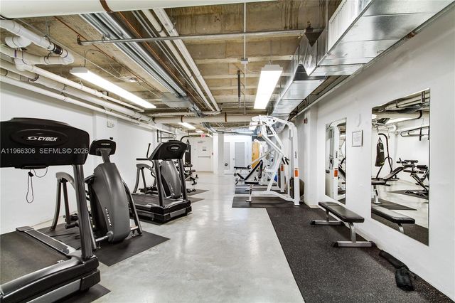 8101 Biscayne Blvd R-613, Miami, FL 33138