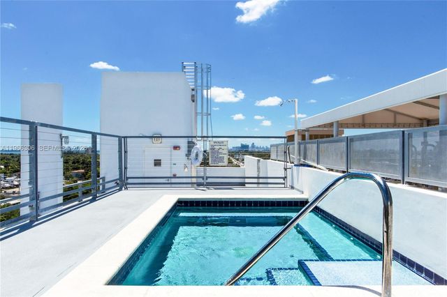 8101 Biscayne Blvd R-613, Miami, FL 33138