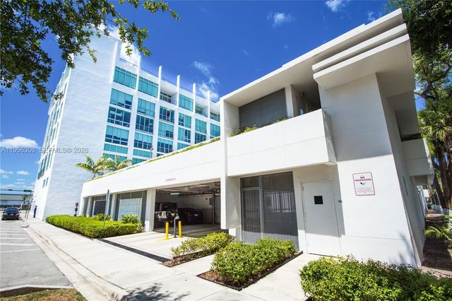 8101 Biscayne Blvd R-613, Miami, FL 33138