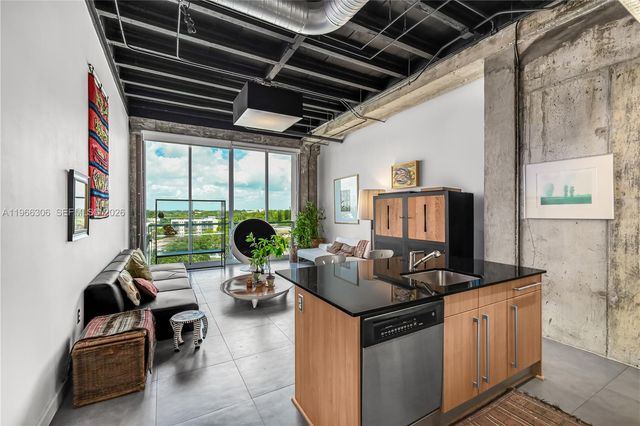 8101 Biscayne Blvd R-613, Miami, FL 33138