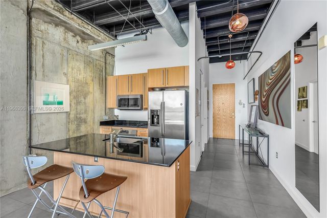 8101 Biscayne Blvd R-613, Miami, FL 33138