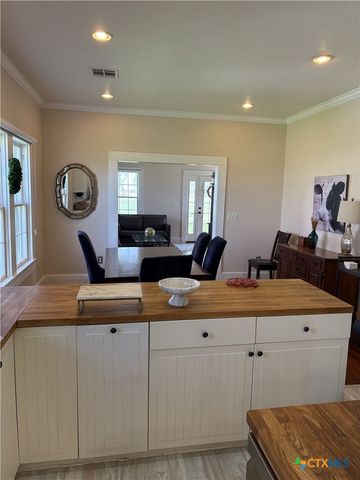 17690 Fm 1123, Holland, TX 76534