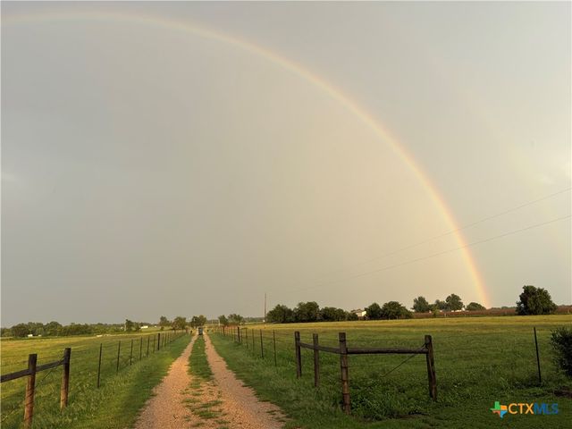 17690 Fm 1123, Holland, TX 76534