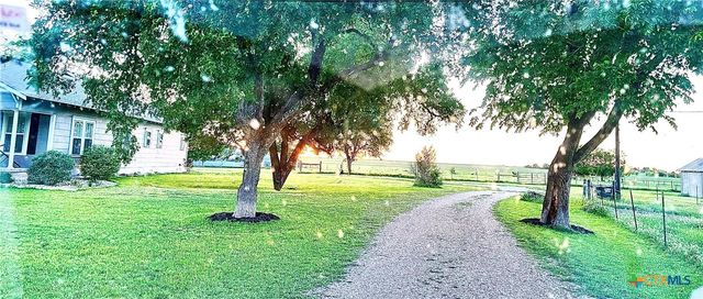 17690 Fm 1123, Holland, TX 76534