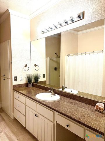 17690 Fm 1123, Holland, TX 76534