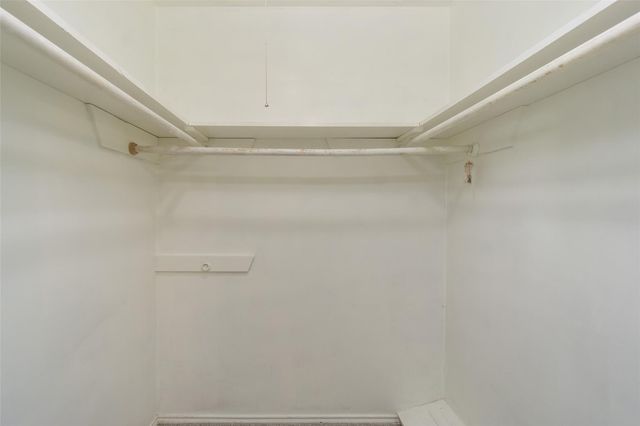 2119 Williamsburg Court S, League City, TX 77573