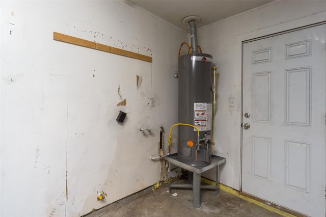 2119 Williamsburg Court S, League City, TX 77573