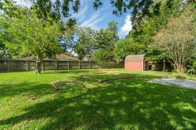 2119 Williamsburg Court S, League City, TX 77573