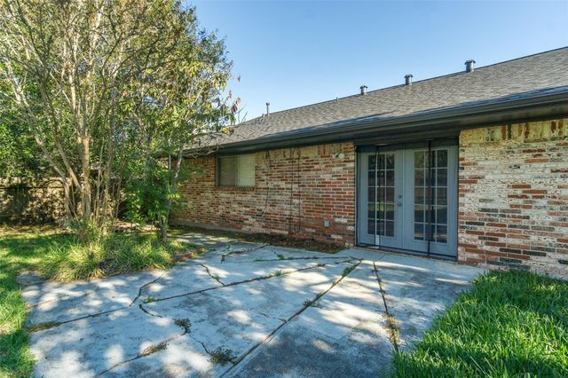 2119 Williamsburg Court S, League City, TX 77573