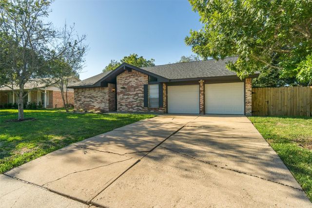 2119 Williamsburg Court S, League City, TX 77573