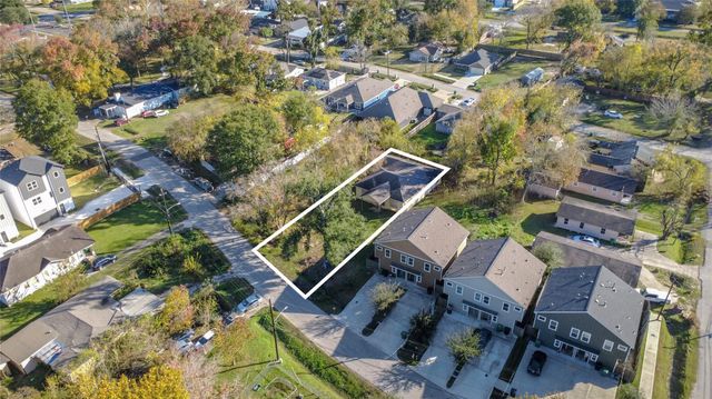1039 Marcolin Street, Houston, TX 77088