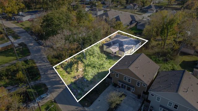 1039 Marcolin Street, Houston, TX 77088