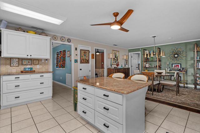 589 County Rd 183, Carthage, TX 75633