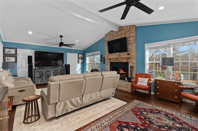 589 County Rd 183, Carthage, TX 75633