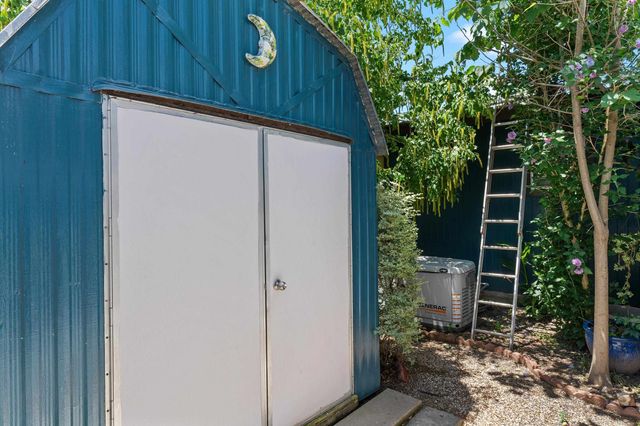 589 County Rd 183, Carthage, TX 75633