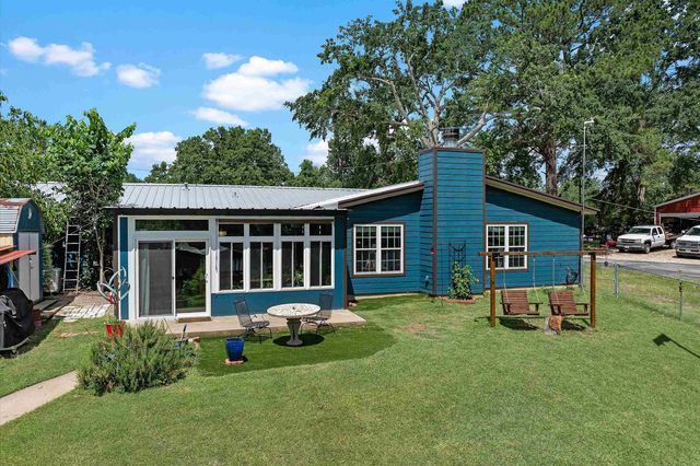 589 County Rd 183, Carthage, TX 75633