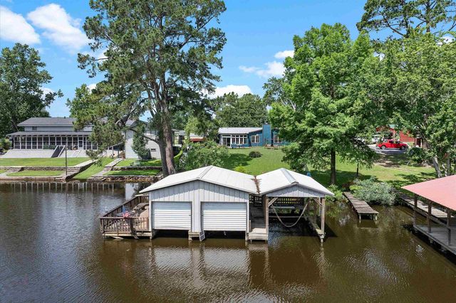 589 County Rd 183, Carthage, TX 75633