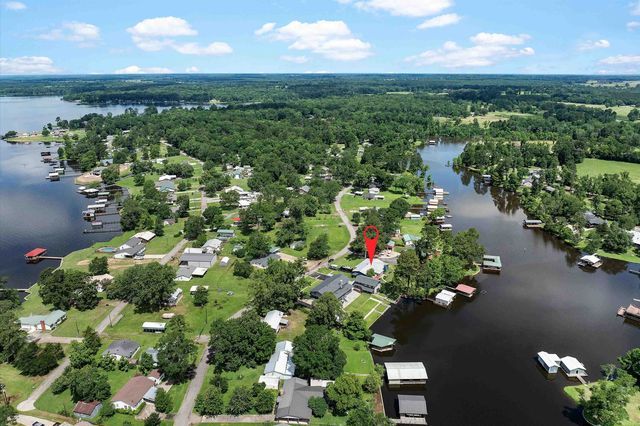 589 County Rd 183, Carthage, TX 75633