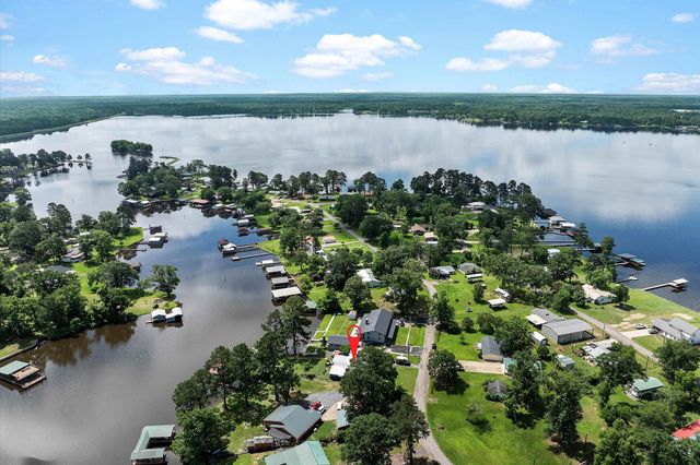 589 County Rd 183, Carthage, TX 75633