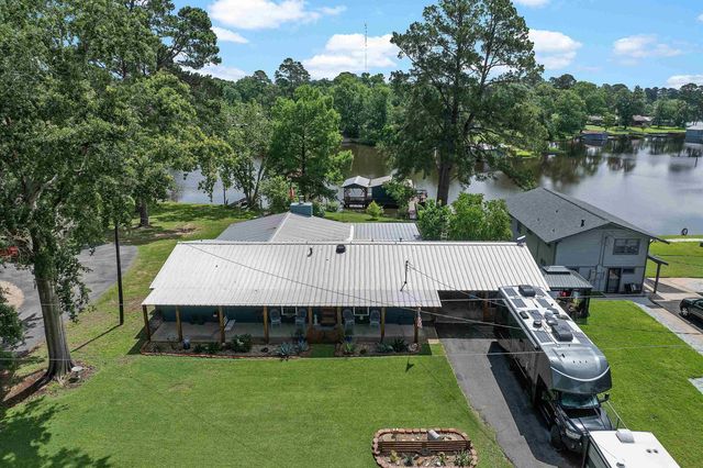 589 County Rd 183, Carthage, TX 75633