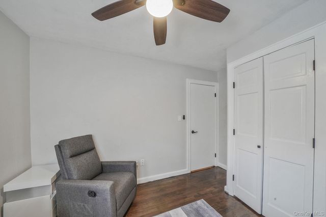 100 Parkside Avenue, Miller Place, NY 11764