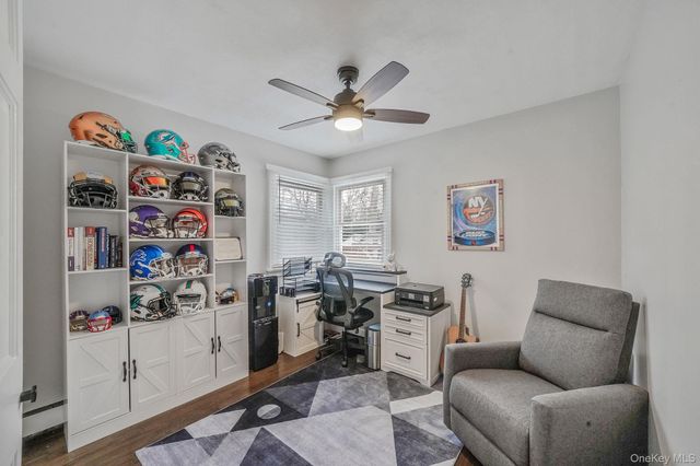 100 Parkside Avenue, Miller Place, NY 11764