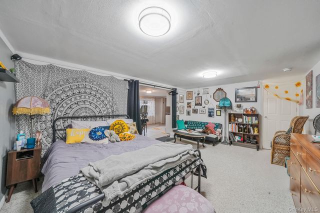 100 Parkside Avenue, Miller Place, NY 11764