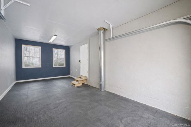 100 Parkside Avenue, Miller Place, NY 11764