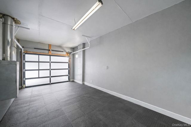 100 Parkside Avenue, Miller Place, NY 11764