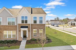 104 Chesapeake Commons Street 62, Garner, NC 27529