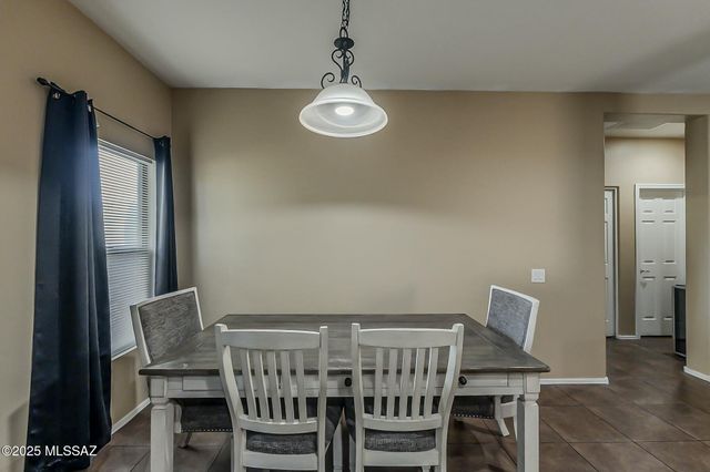 926 W Via De Gala, Sahuarita, AZ 85629