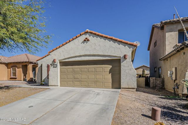 926 W Via De Gala, Sahuarita, AZ 85629