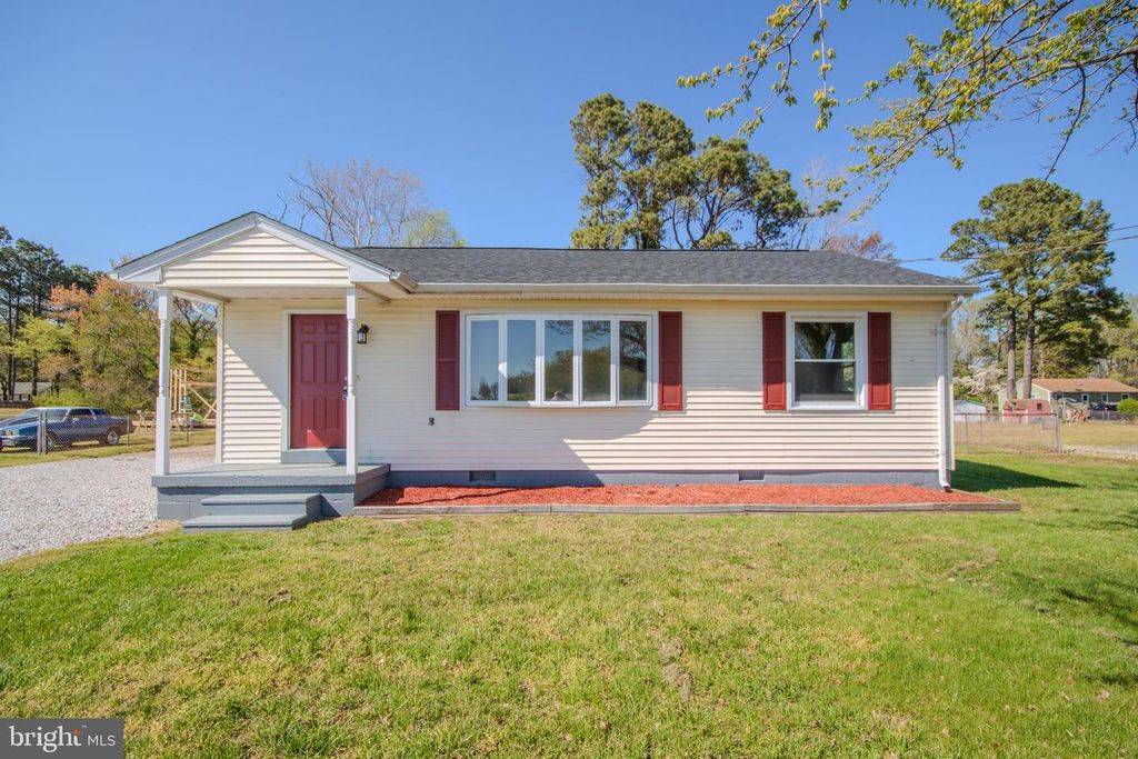 Image 1 of property listing at 27520 LOG CABIN RD, Salisbury, MD 21801