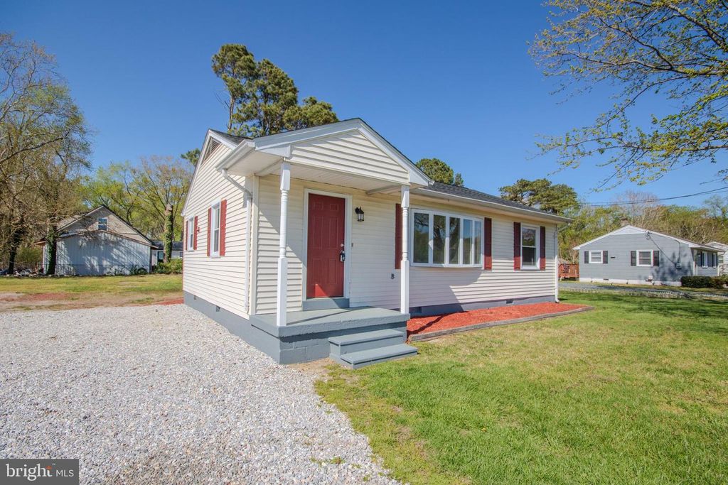 Image 2 of property listing at 27520 LOG CABIN RD, Salisbury, MD 21801