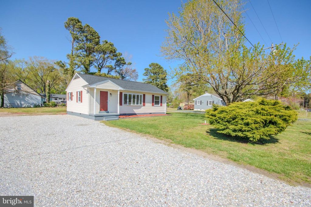 Image 4 of property listing at 27520 LOG CABIN RD, Salisbury, MD 21801