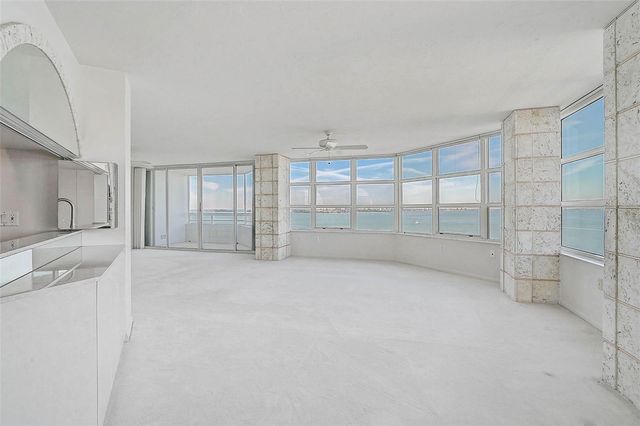 988 BLVD OF THE ARTS 1517, Sarasota, FL 34236