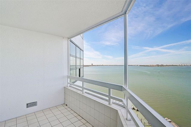 988 BLVD OF THE ARTS 1517, Sarasota, FL 34236