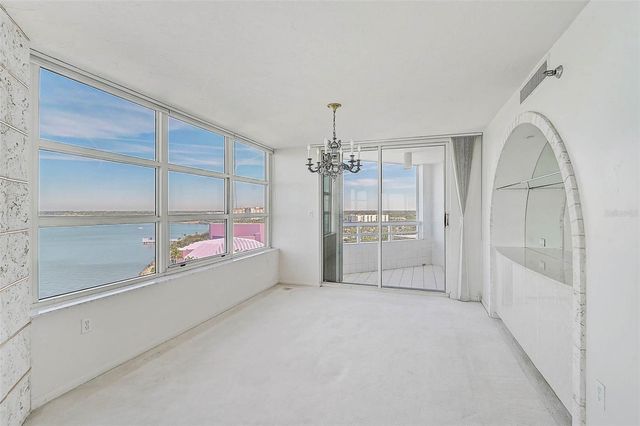 988 BLVD OF THE ARTS 1517, Sarasota, FL 34236