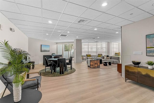 988 BLVD OF THE ARTS 1517, Sarasota, FL 34236