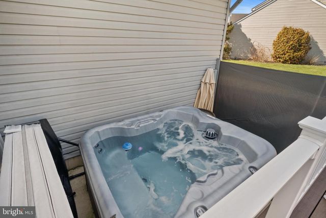 82 E CHIMNEY TOP LN, Felton, DE 19943