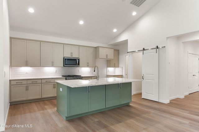 2133 W PLATTE AVE, Post Falls, ID 83854