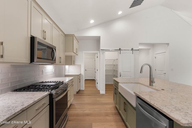 2133 W PLATTE AVE, Post Falls, ID 83854