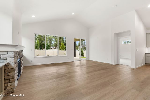 2133 W PLATTE AVE, Post Falls, ID 83854