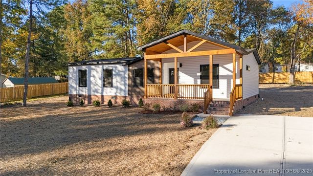 64 Sweetbay Place, Cameron, NC 28326