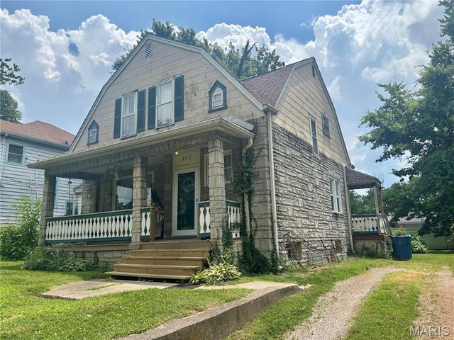 205 E 12th Street, Alton, IL 62002