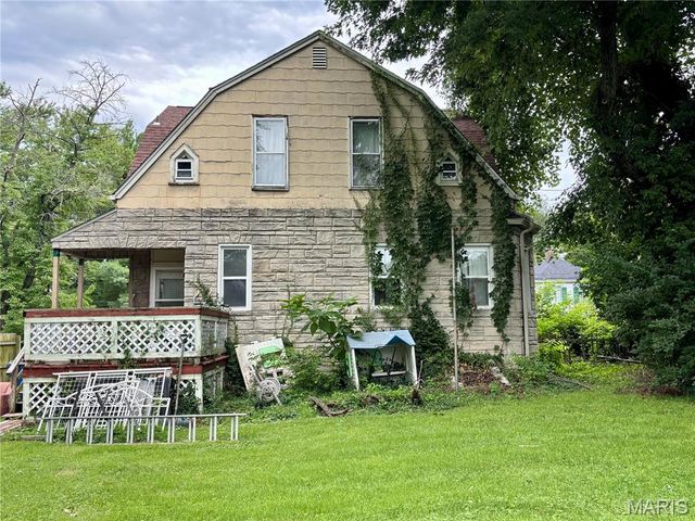 205 E 12th Street, Alton, IL 62002
