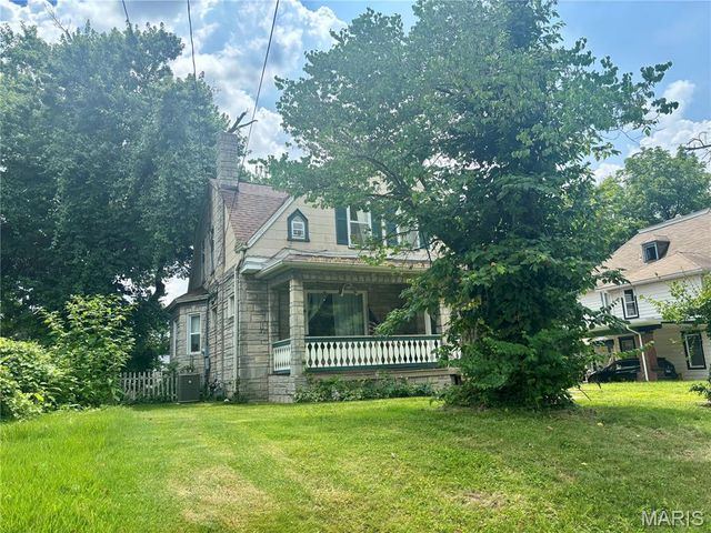 205 E 12th Street, Alton, IL 62002