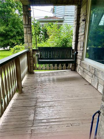 205 E 12th Street, Alton, IL 62002